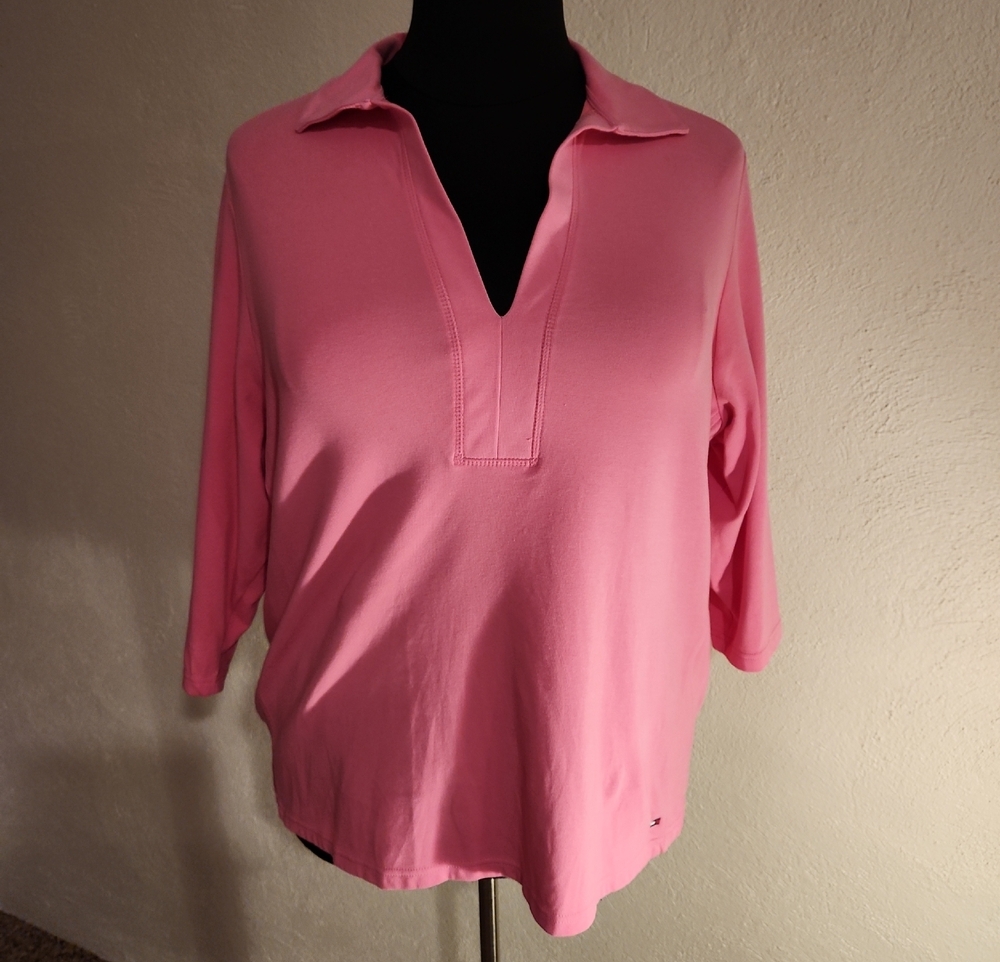 Tommy Hilfiger Pink V-Neck Collar Top Size 3X